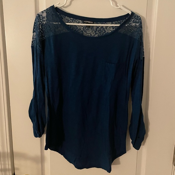 Express Womens Blouse w/ Lace Shoulder. Size M - Picture 1 of 3